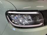 【LEDヘッドライト】明るい光が瞬時に立ち上がり、必要な場所を均一に照らします。寿命も長く省エネで、スタイリッシュなデザインは現代の主流です♪