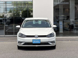 一目でVolkswagenとわかる顔です!