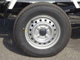 【タイヤ】 【純正○インチアルミホイール】《/R》専用のアルミなのでお車のイメージぴったりですね!