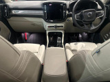 XC40 ウルトラ B4 AWD 4WD 