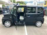 ドア開口部は広々としているので乗り降りしやすいです♪