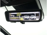 デジタルインナーミラー装備!車両後方のカメラの映像をデジタル補正で視認性を向上させてインナーミラー内に表示します♪視界を遮るものがなく、後席に同乗者がいても後方を確認しやすく安心です♪