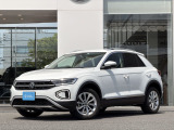 しっかりとしたプレスラインもVWの特徴です。光のゆがみがないきれいなボディが品質の高さの象徴です!