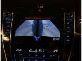 スマートキー付きです。スマートキーとは鍵を車に差し込まなくても、ドアノブを触ったりするだけで、ドアロックを解錠できます。これが凄く便利なんですよ。