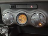★エアコンはオートタイプが装着済みです!オートモードにしておけば、車内温度を設定するだけで風の料や吹き出し口の切り替えを機械が行ってくれます!一年中快適な環境を作れますよ♪