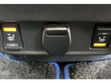 運転席・助手席のクィックコンフォートシートヒータースイッチです。