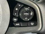 アクセルから足を離しても設定したスピードを保ち走行し、高速道路での疲労軽減に役立つクルーズコントロール付きです!