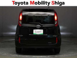リヤのコンビネーションランプは後続車からも確認しやすいデザインです。
