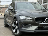 ◆ヘッドライト/VOLVOの代名詞ともいえるTシェイプのライトは、北欧神話のトールハンマーをイメージした意匠です