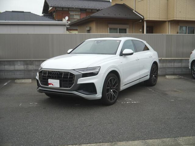 Q8 55 TFSI クワトロ Sライン 4WD 