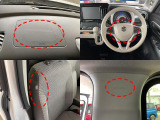 運転席・助手席SRSエアバッグに加えて、フロントシートSRSサイドエアバッグ、SRSカーテンエアバッグを装備。6つのエアバッグで衝撃に備えます。