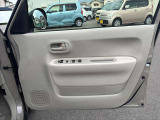 中古車は、『一物一価』・『早いもの勝ち!』 ネットの反映に伴い掲載から成約までの時間が早くなっております! 「車を見に行ったのに無かった!」という事がないように、ご来店の際はご連絡下さい!