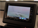 ◆バックカメラ◆リバースにするだけで映ります、後方の安全確認や、狭い駐車場での車庫入れ、雨の日や夜間など視界の悪い時に便利です!安全にバックする為には欠かせない装備です。