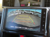 車庫入れもお任せのバックカメラ付き!