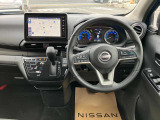 全国2000店以上の日産整備工場で使える1年間のワイド保証付き.。走行距離無制限で駆動系、電装系のパーツが適応される充実の保証です。有料の延長保証で2年間延長可能です。手厚い保証でサポートいたします!
