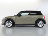 MINIオーナーのために設計されたオリジナルのMINI自動車保険がございます。車のことは全ておまかせください。