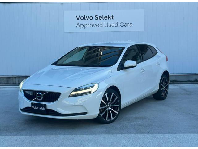 ボルボ V40 