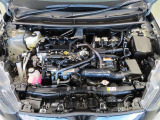 1500ccガソリンエンジン+モーターのハイブリッドです。