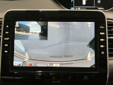 前方の映像だけでなく、車内から後方の映像もばっちり記録します