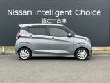 プライバシーガラス付きなので夏の陽射しを防げます。さらに、ラゲッジスペースの荷物を見難くする効果もあります。