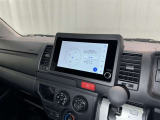 ディスプレイオーディオを装備。スマホとクルマをつなぐことで、これまでのナビに加えて、いろんなサービスが楽しめます。