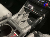 燃費向上とスポーティさを兼ね備えたSトロニックミッション!操作性の良い手にフィットするシフトレバーです!