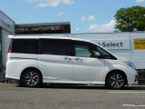 車輌右横になります!車両販売や買取、車検、点検その他一般整備、板金修理、任意保険などなどお車のことならなんでもお任せください!整備や修理もお安く頑張らせて戴きます!