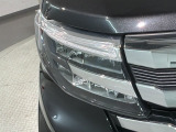 LEDヘッドライトは、点灯の瞬間から最大光量を発揮し、突然暗くなるトンネルなどでの安定感を高めます。