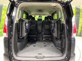 普段のお買い物や通勤、送迎等に十分な荷室スペースを確保しております。セカンドシートを倒すと、大きな荷物の積載も可能です♪