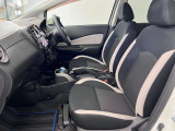【車内ルームクリーニング済】専門スタッフにより車内はきれいにルームクリーニングを行っております。