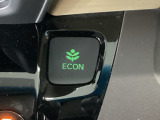 ★ECONスイッチ★ エコドライブを加速しよう!スイッチをONにすると、運転の仕方によるロスを抑え込み燃費をよくするようクルマが頑張ります(*^ー^*)燃費向上にチャレンジ♪