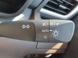 AUTOの位置にセットしておくと、暗くなったら自動でライトの点灯をサポートしてくれます!高速道路でのトンネル通過時など便利です!