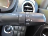 AUTOの位置にセットしておくと、暗くなったら自動でライトの点灯をサポートしてくれます!高速道路でのトンネル通過時など便利です!