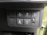 先進技術によってさらに進化した【スマートアシスト】が毎日の運転で感じる不安や緊張を減らし、ヒヤッとするシ-ンを未然に防ぐためにサポ-トします!