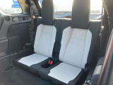 ディスカバリースポーツ ダイナミック SE 2.0L D200 5+2シート ディーゼル 4WD 