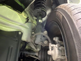 お車を安心してお乗りいただく為には、足回りの定期点検が欠かせません。サービスサポート(有償保証)では無料点検もご提供しており、安心のカーライフをお過ごしいただけるサポート体制が整っています。
