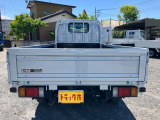 外装メッキ架装から内装の電動品・荷台の架装まで様々な要望を承っております☆