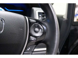 Hondaセンシングの機能のひとつ、アダプティブクルーズコントロール付!アクセルから足を離しても設定したスピードと前車との車間を保ち走行してくれます!車線維持もアシスト☆高速道路で疲労軽減ですね☆