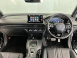 【前方視界】開放的な前方視界!運転がしやすく疲れにくいです♪窓が大きく、見通しがとっても良いおクルマですよ♪