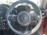 アクティブクルーズコントロール付き!前車との車間調整を自動で行ってくれるので、ロングドライブも楽楽です。