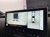 フロントカメラは運転席よりも前の視界を確保することで事前に危険を予知し、事故や衝突を防ぎます。