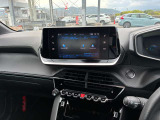 Apple CarPlay/Android Autotに対応したタッチスクリーン/Bluetooth接続/ハンズフリー通話/ミュージックプレイヤー接続
