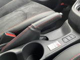 当店のお車をご覧いただきましてありがとうございます。お車についてのご質問やお見積りのご依頼、ご購入にあたってのご相談などは無料電話(0078-6002-312860)にお気軽にお問い合わせ下さい!