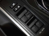 電動格納式ドアミラー・パワーウインドウを装備しています。