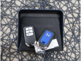 【スマートキー】キーをバッグやポケットに入れたままでもドアロックの開閉が出来るほか、エンジンキーを挿さなくてもエンジンスタートストップが出来ちゃいます!