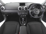 指定工場で車検までご対応可能。6ベイを完備したサービス工場を併設し、快適なAudiライフをサポートします。詳しくは0078-6002-900146中古車スタッフまで