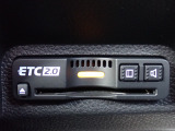 ■【ETC車載器】が装備されています。セットアップをしてお渡しとなり、ETCカードを差し込むだけで高速道路の利用が可能です。