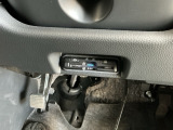 【ETC車載器】もはや必須アイテムのETCを搭載!高速道路のご利用時にとても便利!わずらわしい料金所での現金支払いが不要となりスムーズに通過できます♪