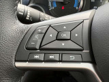 ステアリングスイッチで、ハンドルから手を離さずにボリューム調整やオーディオ操作などが可能です!