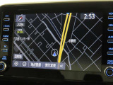 メーカー装着のディスプレイオーディオを装備しております。